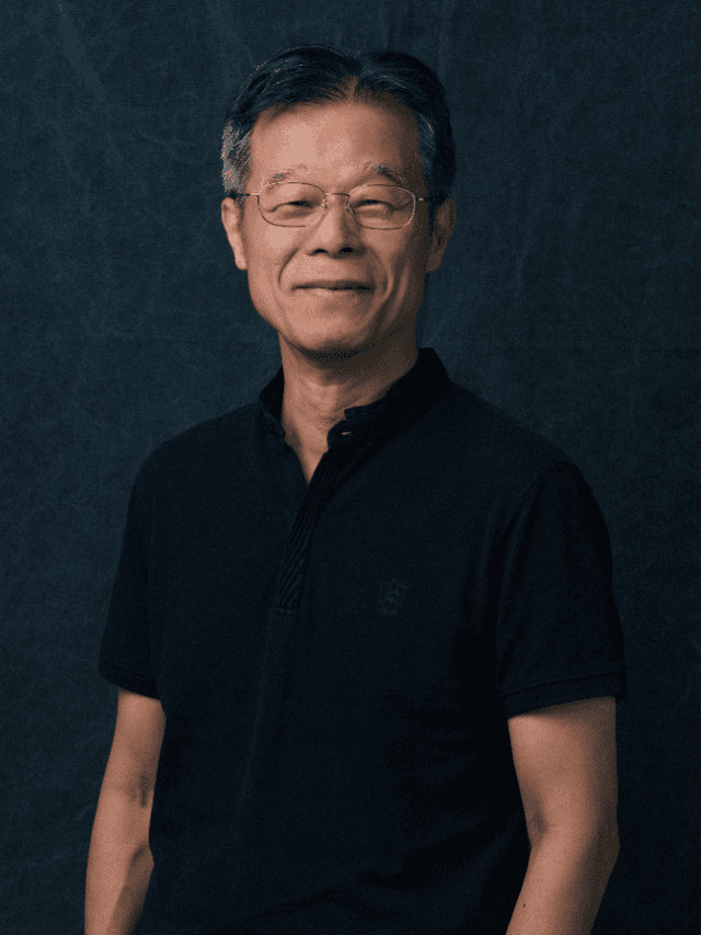 Prof. Chien-Chao Tseng